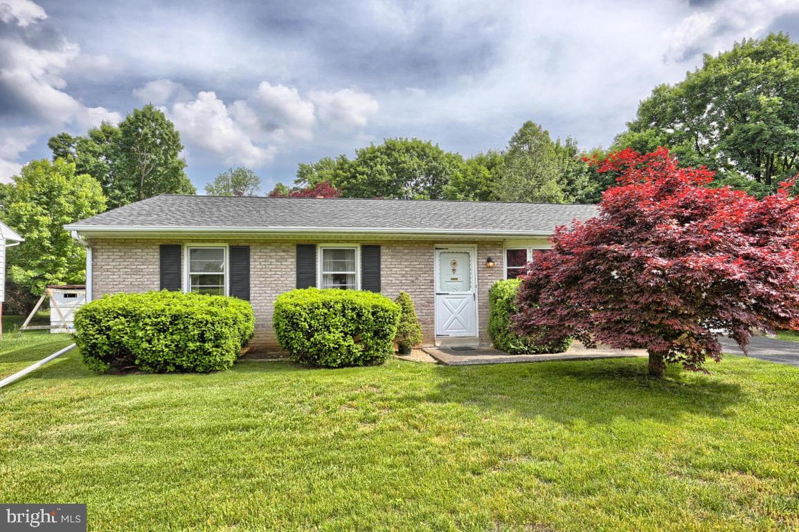 75 Quaker Hills Road Lancaster, PA 17603 - Photo 1 of 18 Gallery Image 1
