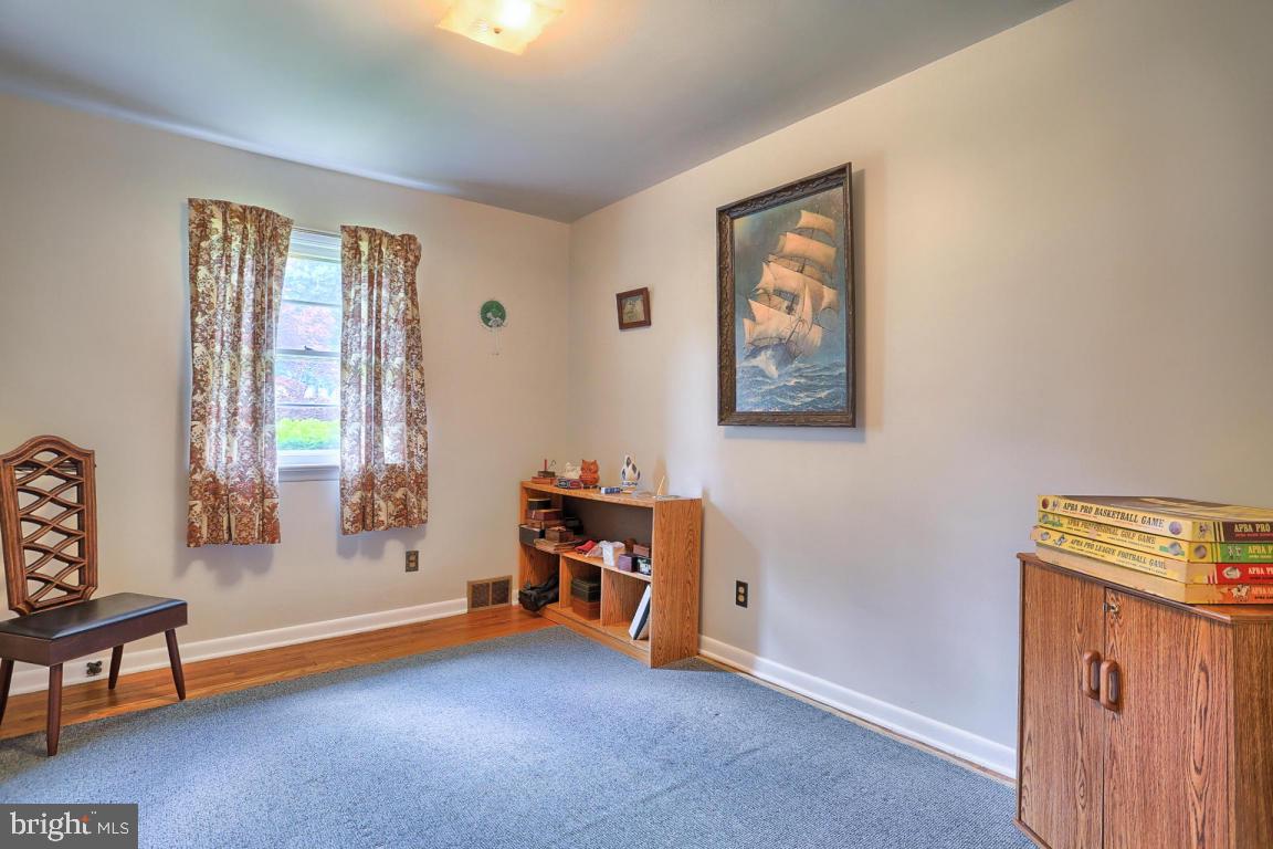75 Quaker Hills Road Lancaster, PA 17603 - Photo 11 of 18 Gallery Image 11
