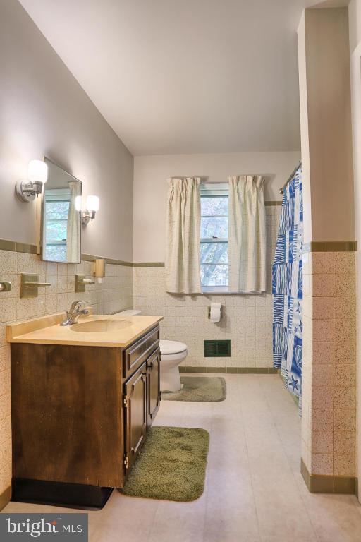 75 Quaker Hills Road Lancaster, PA 17603 - Photo 14 of 18 Gallery Image 14