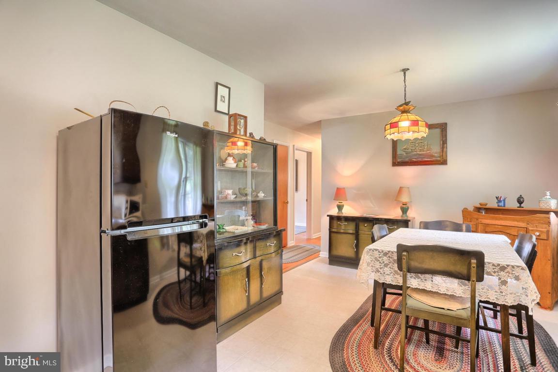 75 Quaker Hills Road Lancaster, PA 17603 - Photo 10 of 18 Gallery Image 10