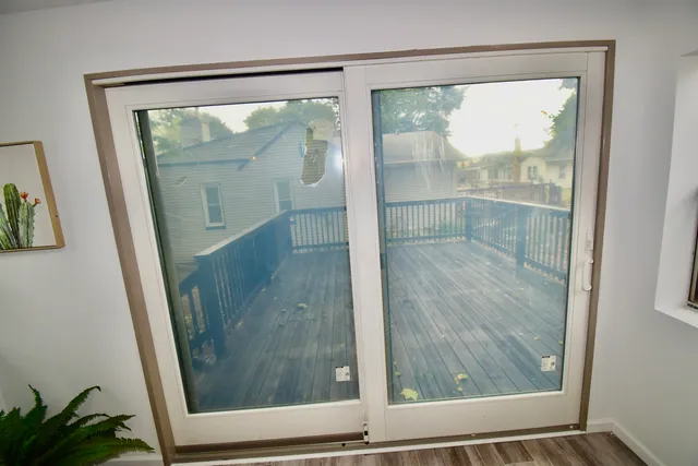 $279,999 | 1914 Elim Avenue, Zion, IL 60099