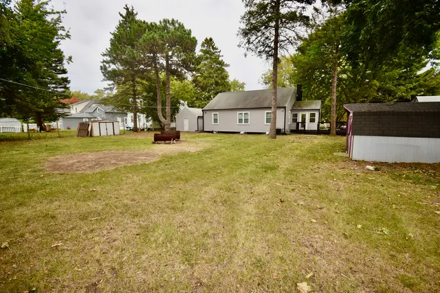 $279,999 | 1914 Elim Avenue, Zion, IL 60099