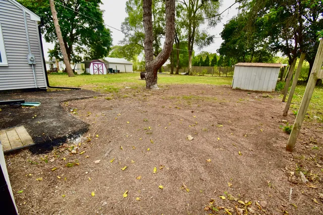 $279,999 | 1914 Elim Avenue, Zion, IL 60099