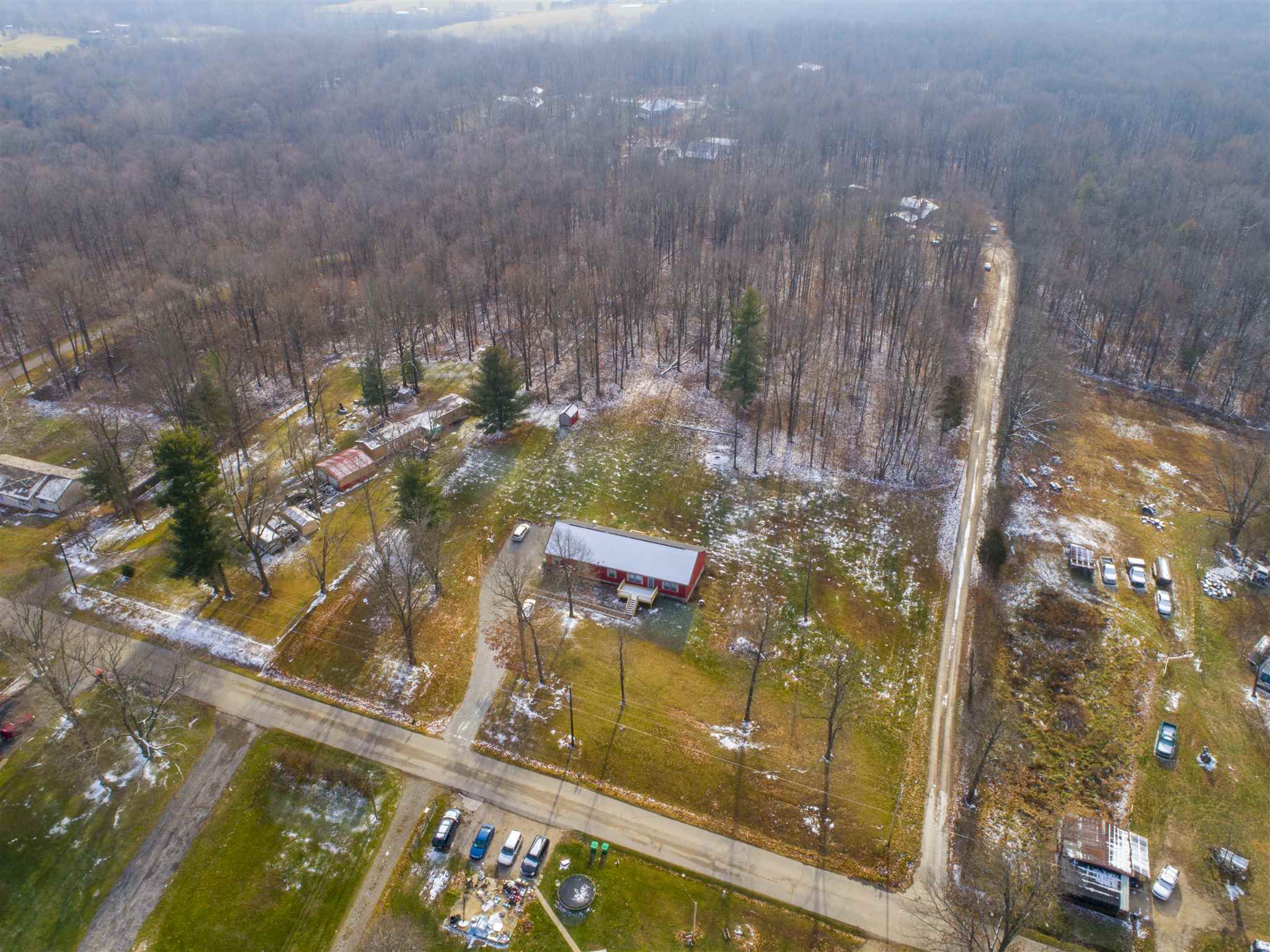 6575 West May Road Bloomington, IN 47403 - Photo 2 of 32
