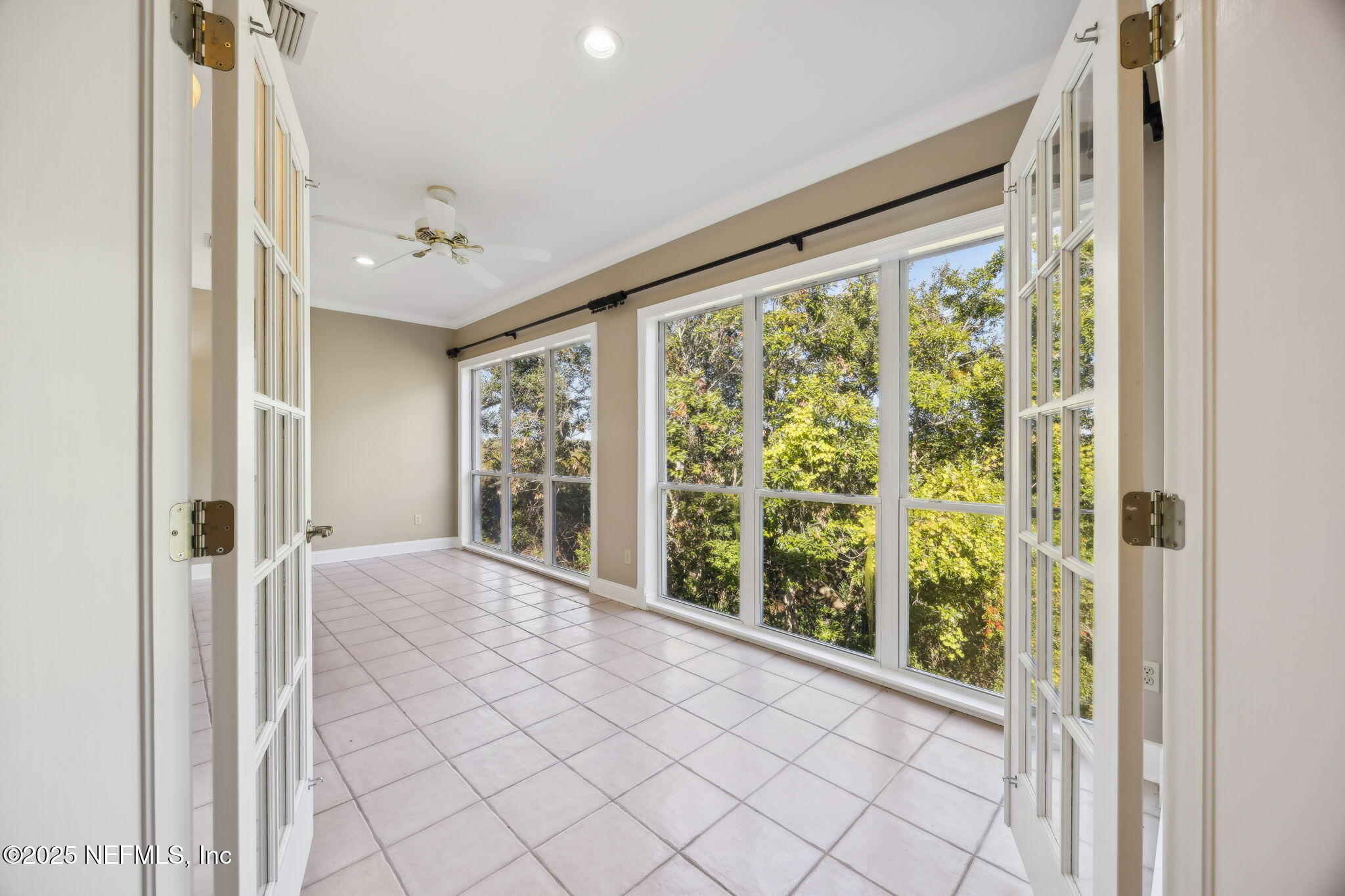300 Bermuda Bay Circle, Unit 304 Ponte Vedra Beach, FL 32082 - Photo 21 of 42 a view of an empty room and window