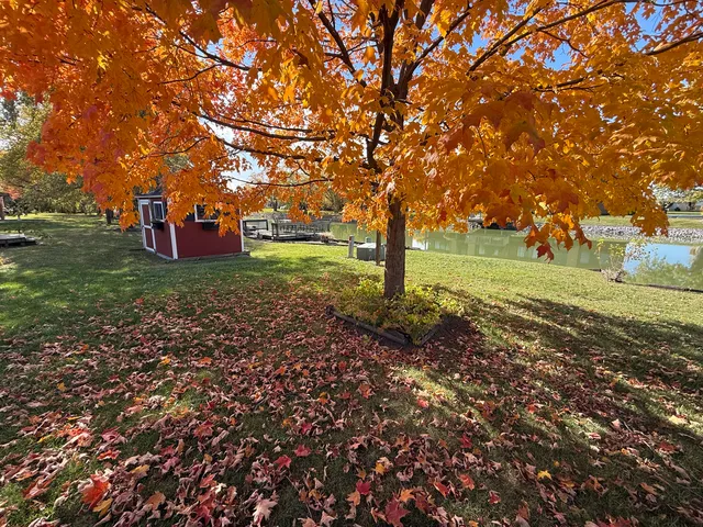 $359,700 | 19520 Lake Lynwood Drive, Lynwood, IL 60411