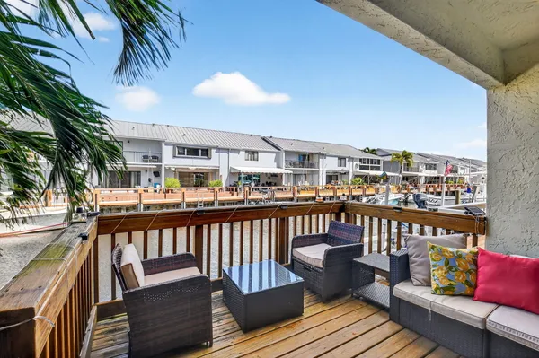 $5,500 | 732 Rider Road, Boynton Beach, FL 33435