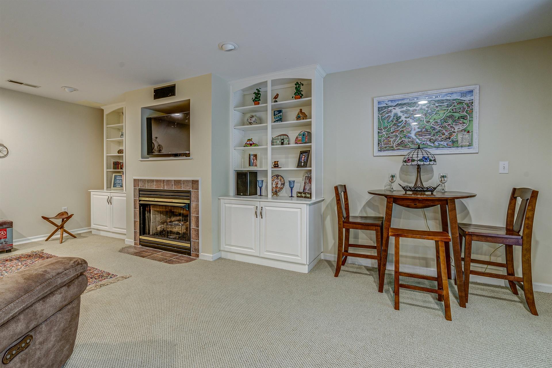 111 Woodley Road Moneta, VA 24121 - Photo 36 of 54 36-111 Woodley Rd 036
