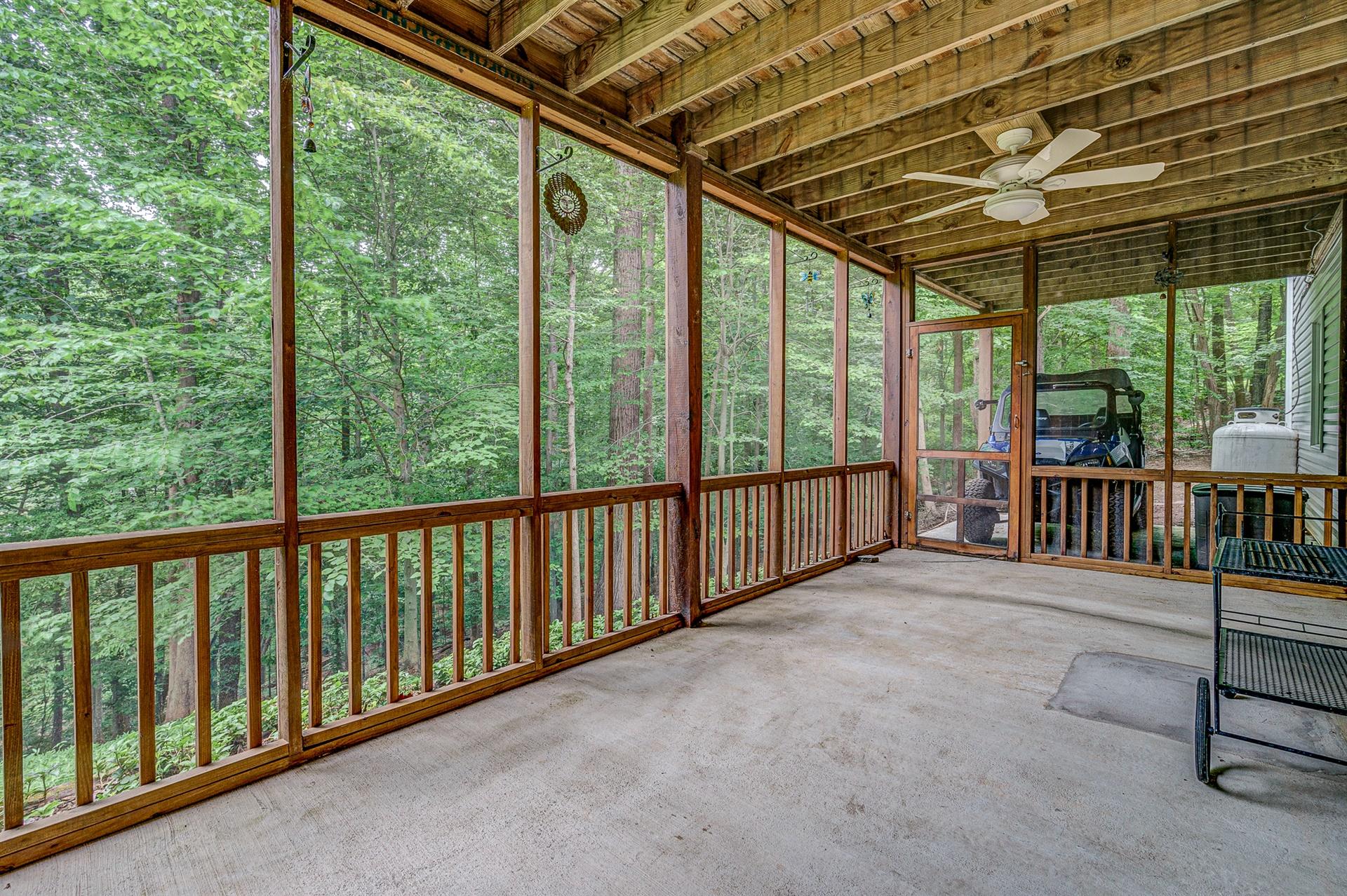 111 Woodley Road Moneta, VA 24121 - Photo 39 of 54 39-111 Woodley Rd 039
