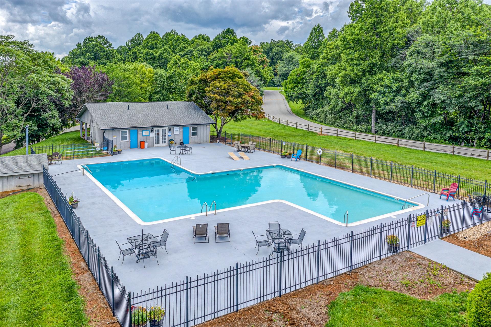 111 Woodley Road Moneta, VA 24121 - Photo 48 of 54 48-111 Woodley Rd 048