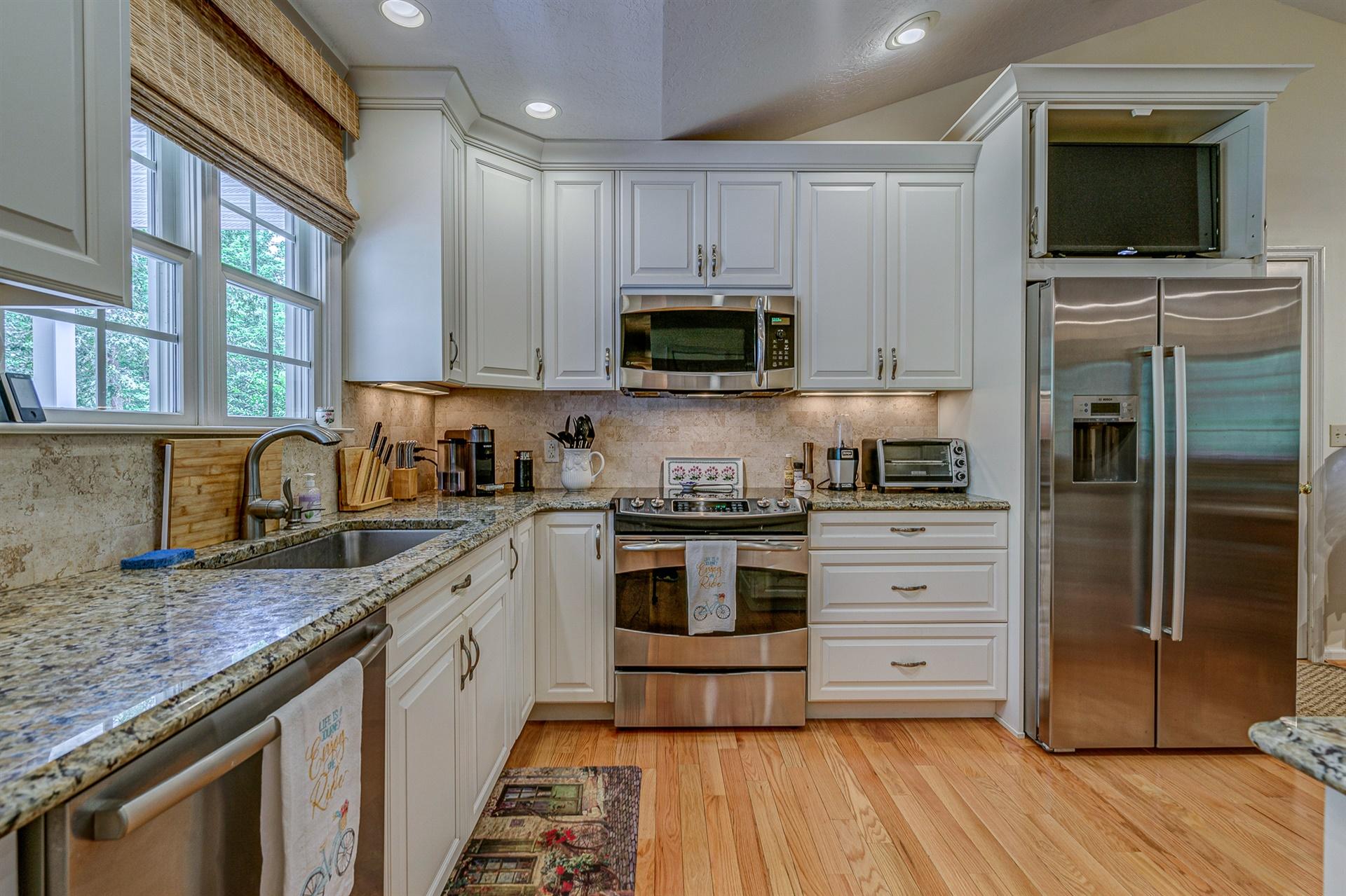 111 Woodley Road Moneta, VA 24121 - Photo 7 of 54 07-111 Woodley Rd 007