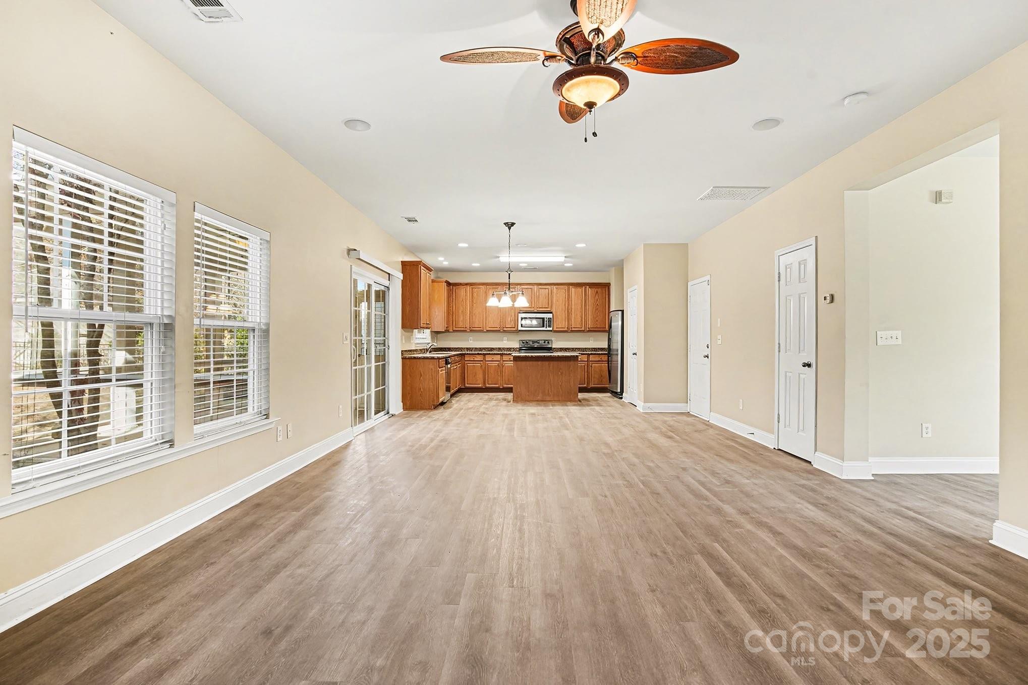 9329 Seamill Road Charlotte, NC 28278 - Photo 3 of 24