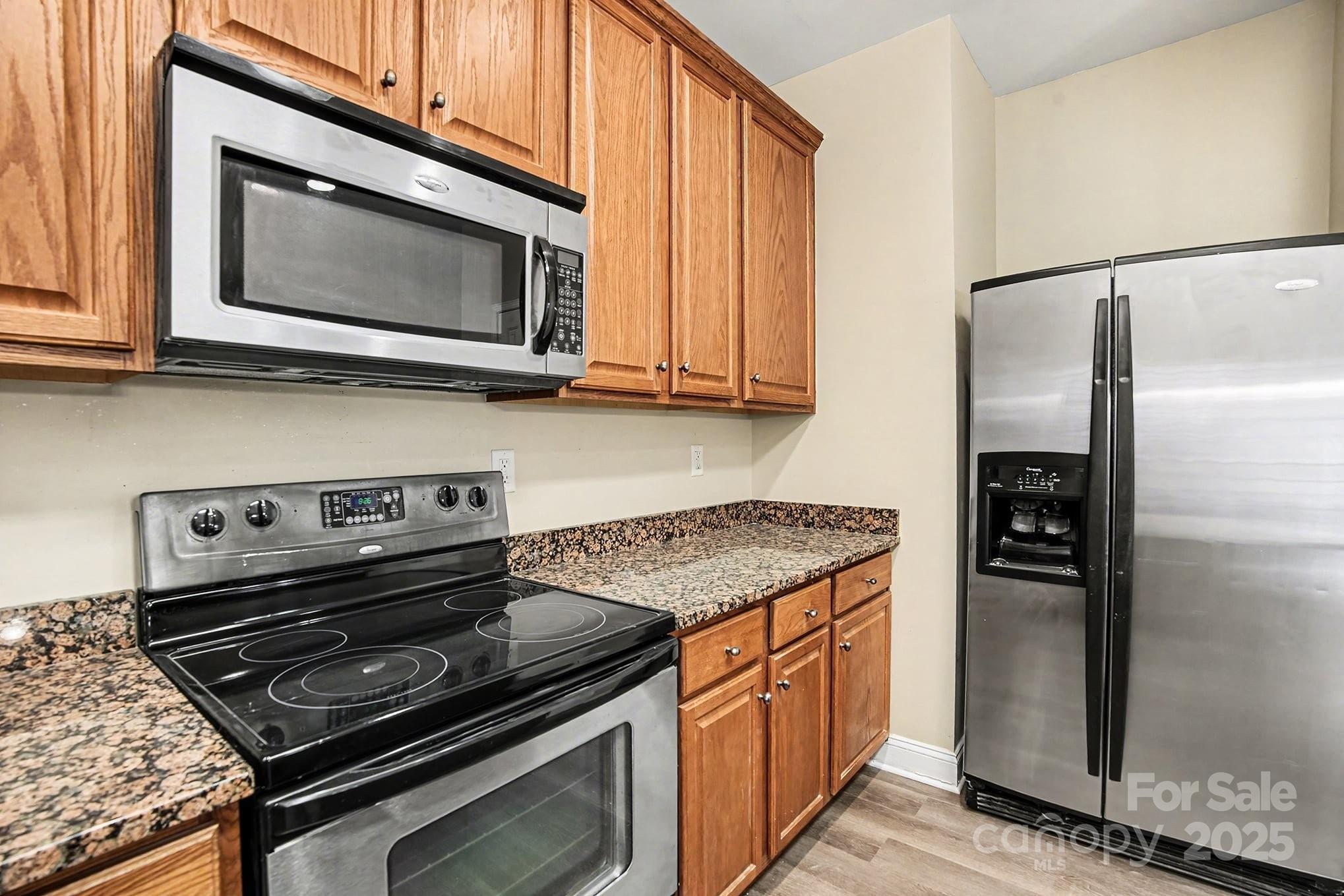 9329 Seamill Road Charlotte, NC 28278 - Photo 8 of 24