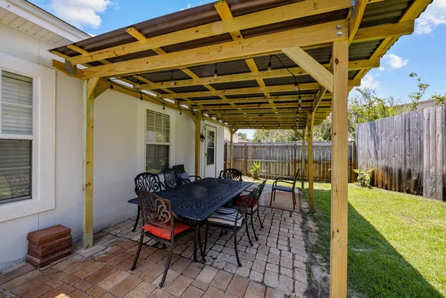 a view of a storage & utility room
