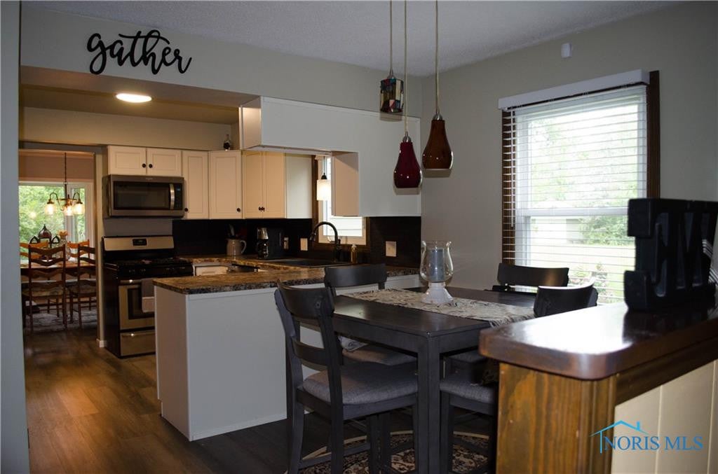 24425 Dunbridge Road Perrysburg, OH 43551 - Photo 19 of 37 Gallery Image 19