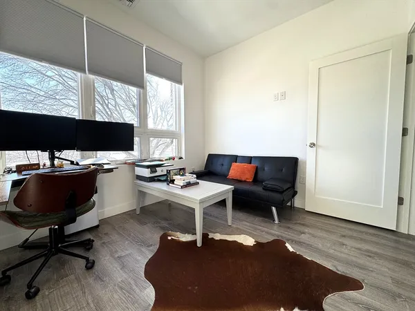 $2,600 | 302 Broadway, Unit 301, Everett, MA 02149