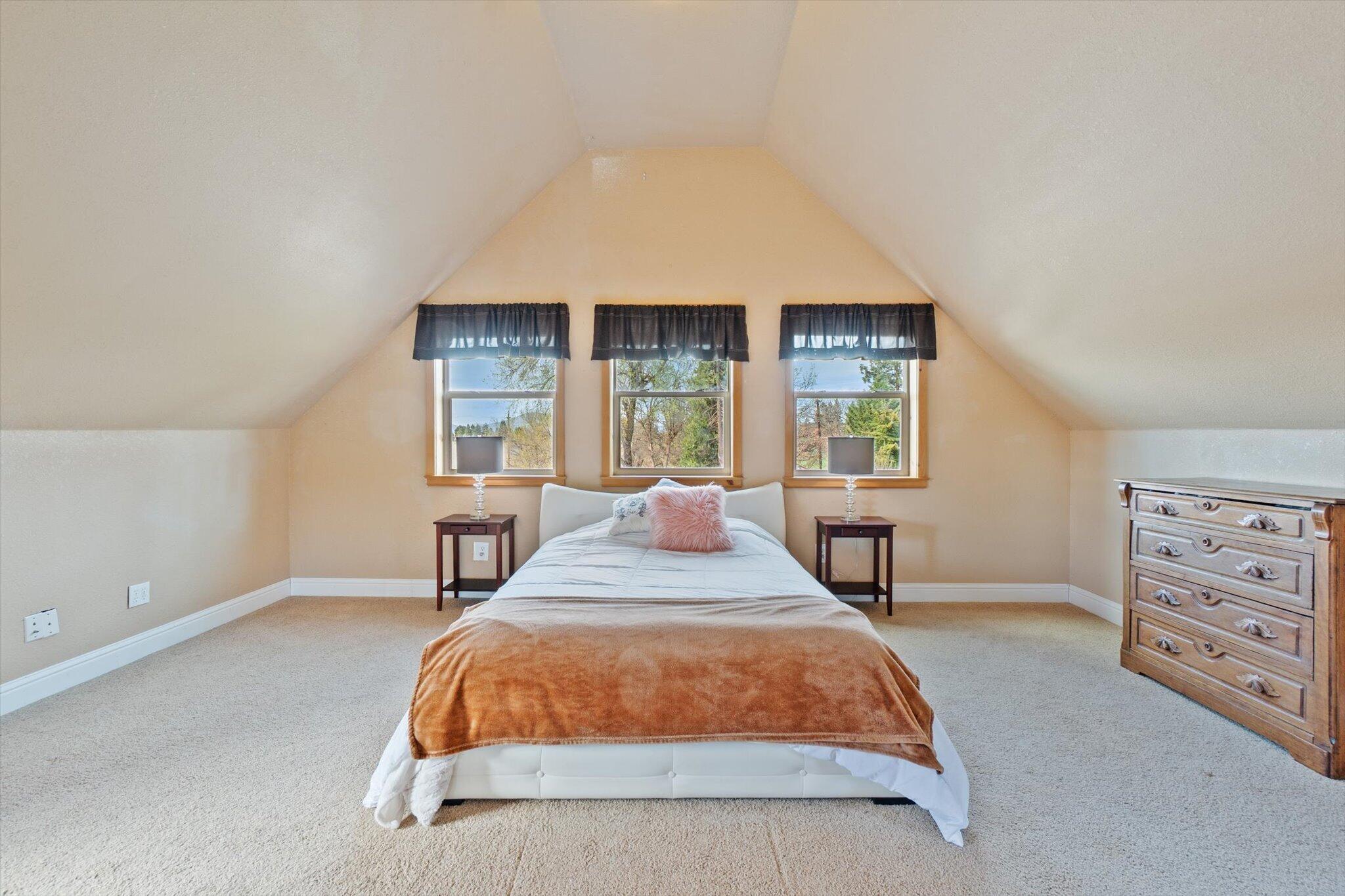 26519 Pittville Totten Road McArthur, CA 96056 - Photo 32 of 68 27-BiggerFlow Real Estate Media-25