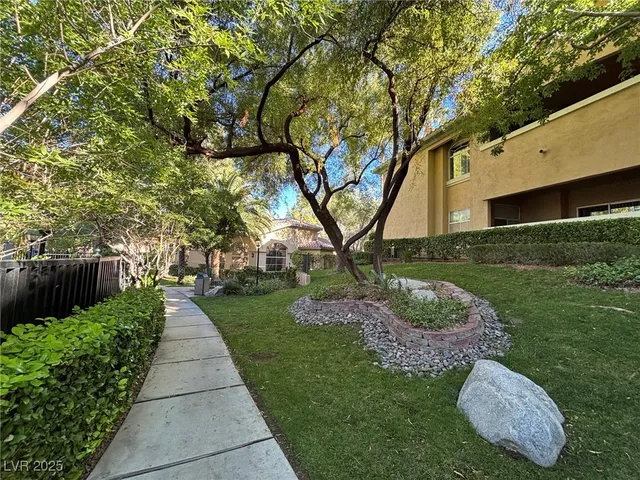 $1,783 | 1608 Cardinal Bluff Drive, Unit 103, Las Vegas, NV 89128