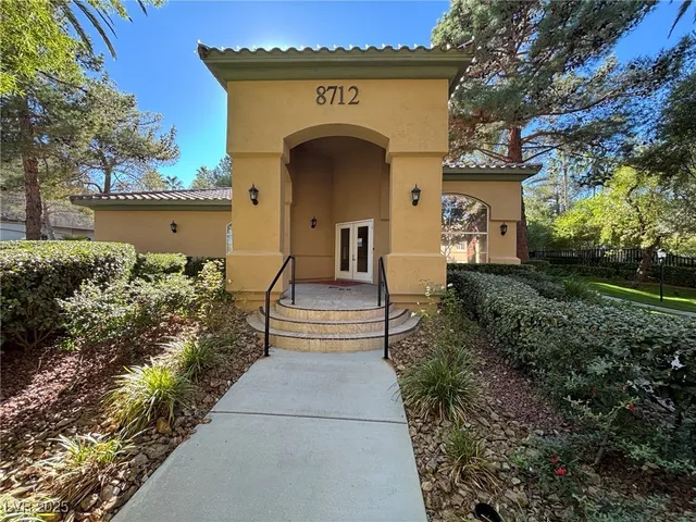 $1,783 | 1608 Cardinal Bluff Drive, Unit 103, Las Vegas, NV 89128