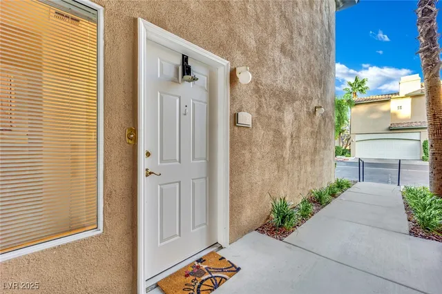 $1,783 | 1608 Cardinal Bluff Drive, Unit 103, Las Vegas, NV 89128