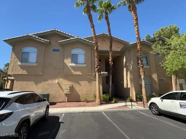 $1,783 | 1608 Cardinal Bluff Drive, Unit 103, Las Vegas, NV 89128