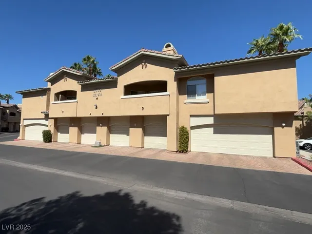 $1,783 | 1608 Cardinal Bluff Drive, Unit 103, Las Vegas, NV 89128
