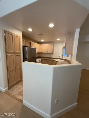 $1,783 | 1608 Cardinal Bluff Drive, Unit 103, Las Vegas, NV 89128