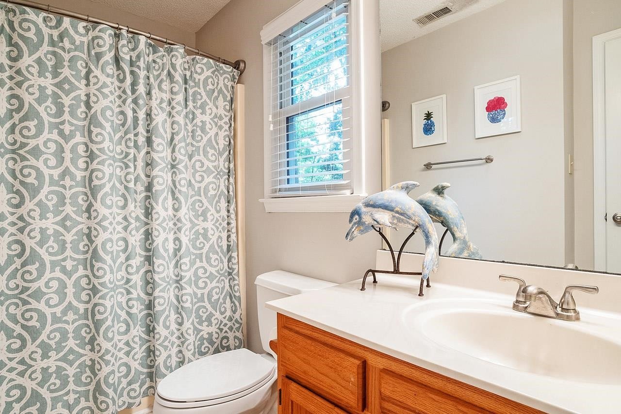 12317 Inglehurst Drive Raleigh, NC 27613 - Photo 26 of 33 Photo 26
