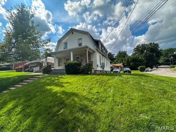 $165,000 | 1238 Brown Street, Alton, IL 62002