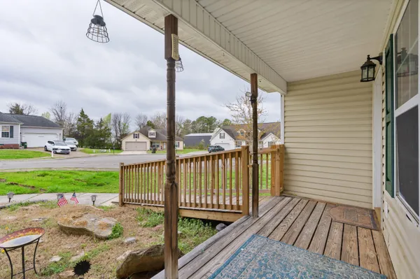 $274,900 | 192 Round Tree Drive, Rossville, GA 30741