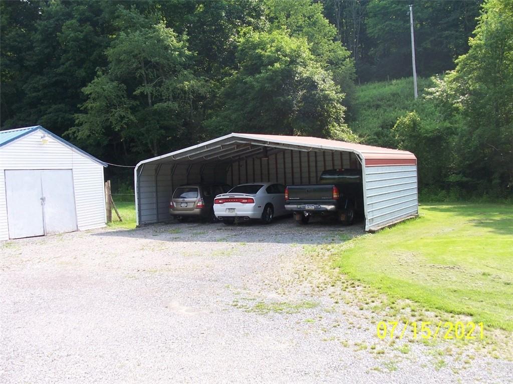 190 Dairy Farm Road Mount Morris, PA 15349 - Photo 4 of 20 Gallery Image 4
