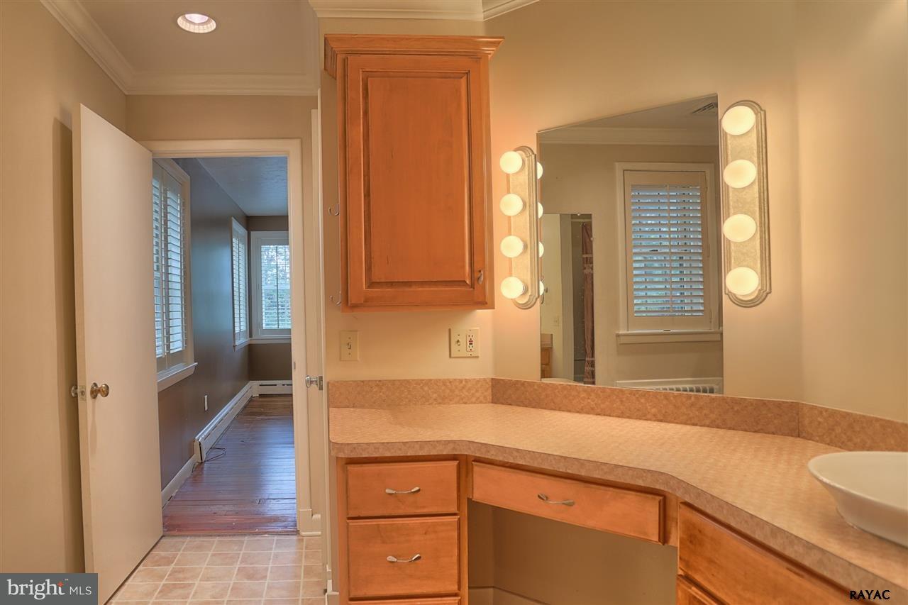 2355 Springwood Road York, PA 17402 - Photo 29 of 35 Gallery Image 29