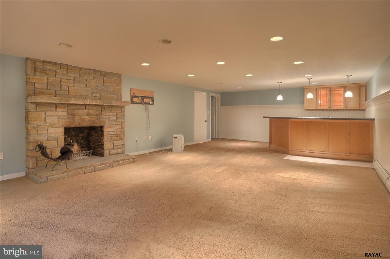 2355 Springwood Road York, PA 17402 - Photo 35 of 35 Gallery Image 35