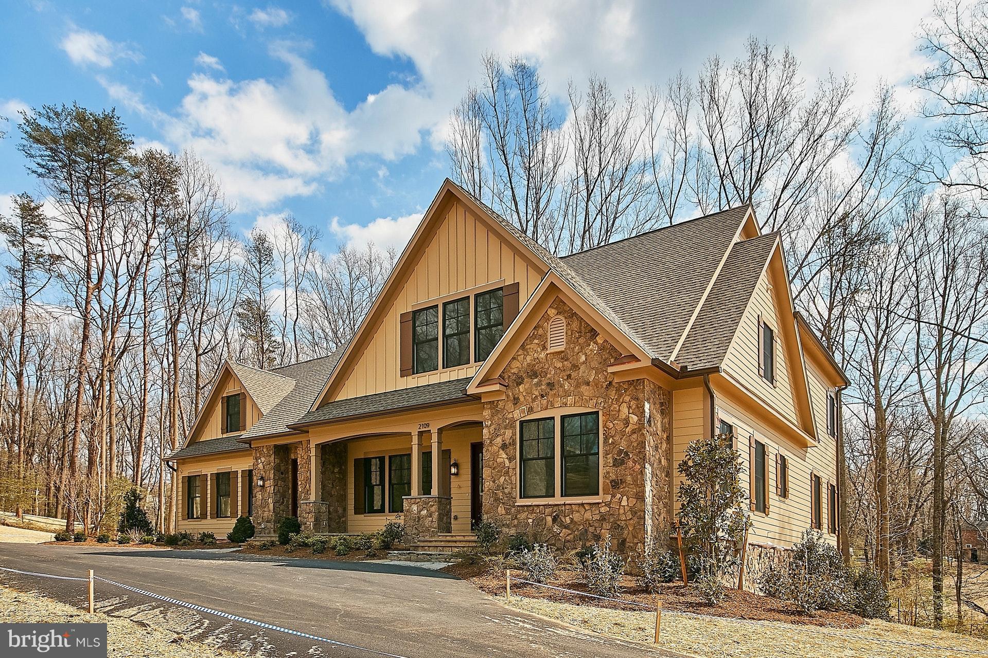 2109 Whippoorwill Road Vienna, VA 22181 - Photo 2 of 30 Exterior (Front)