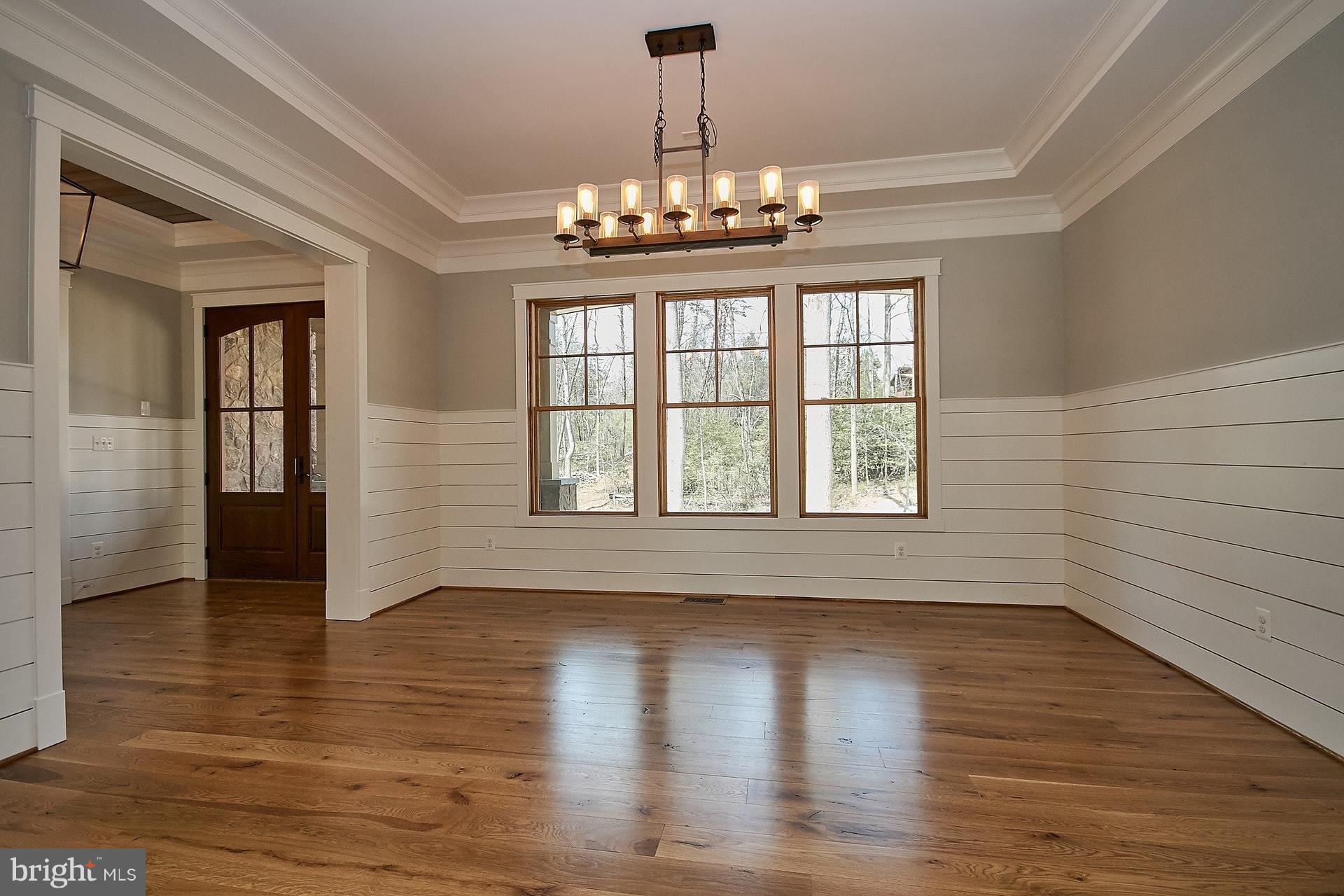 2109 Whippoorwill Road Vienna, VA 22181 - Photo 12 of 30 Dining Room with tray Ceiling