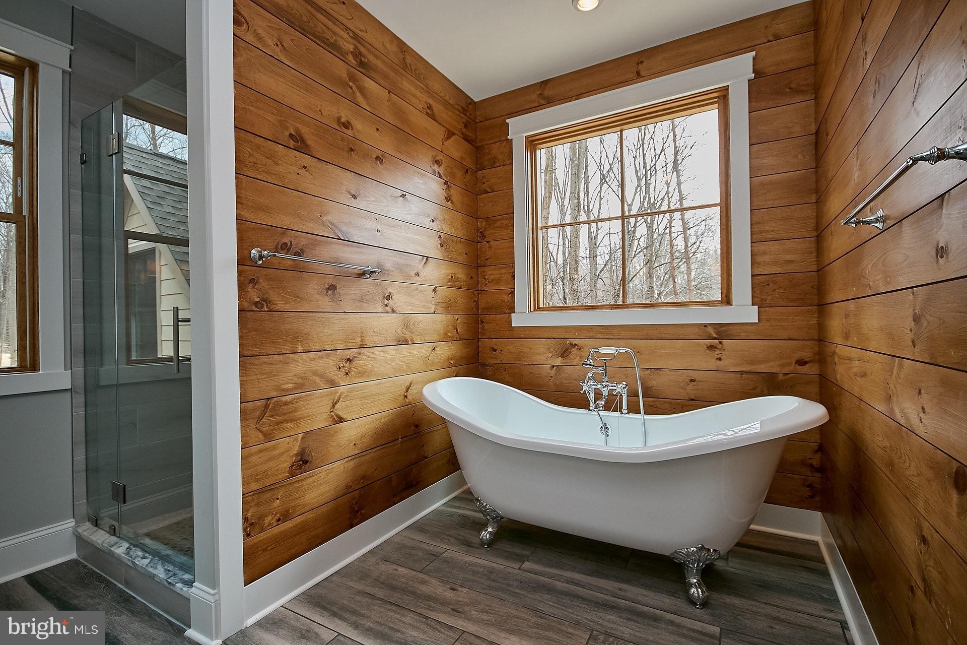 2109 Whippoorwill Road Vienna, VA 22181 - Photo 16 of 30 Bath (Master)