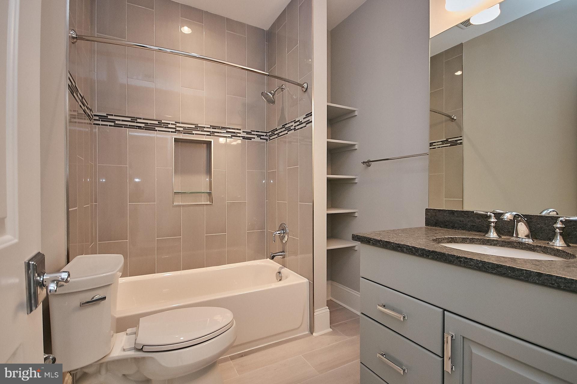 2109 Whippoorwill Road Vienna, VA 22181 - Photo 20 of 30 Bath BR#3