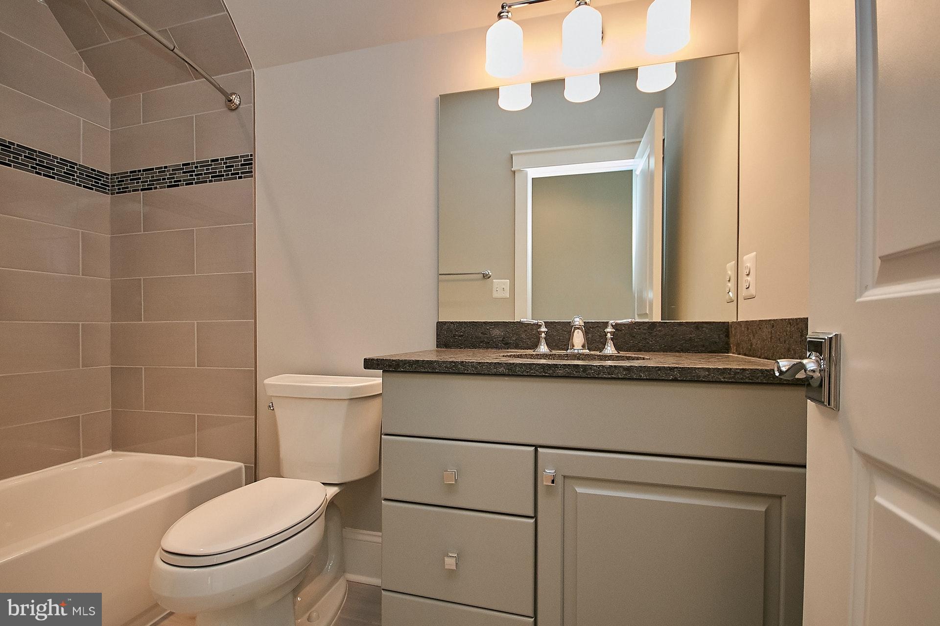 2109 Whippoorwill Road Vienna, VA 22181 - Photo 22 of 30 Bath BR#4