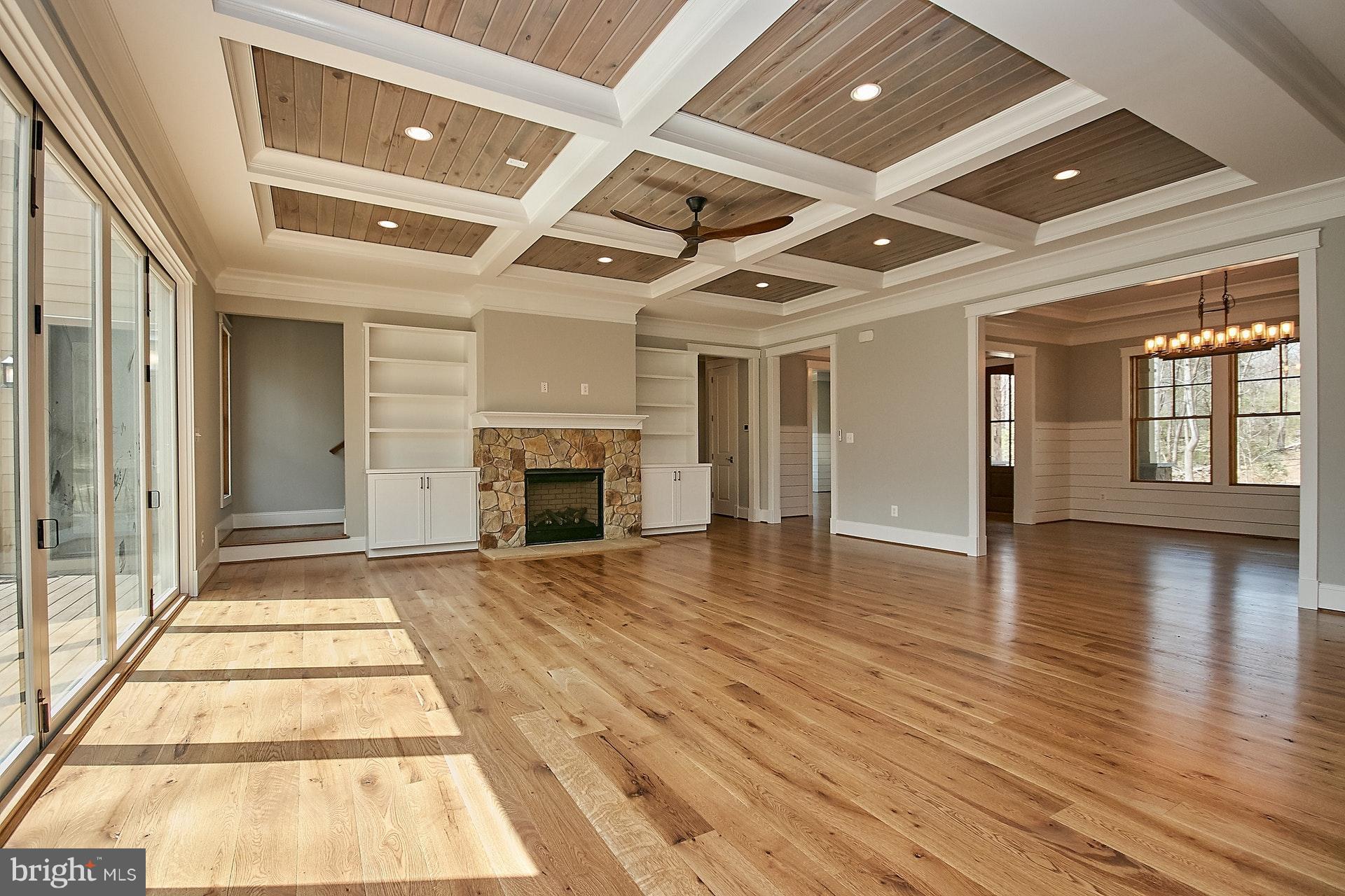 2109 Whippoorwill Road Vienna, VA 22181 - Photo 7 of 30 Family Room