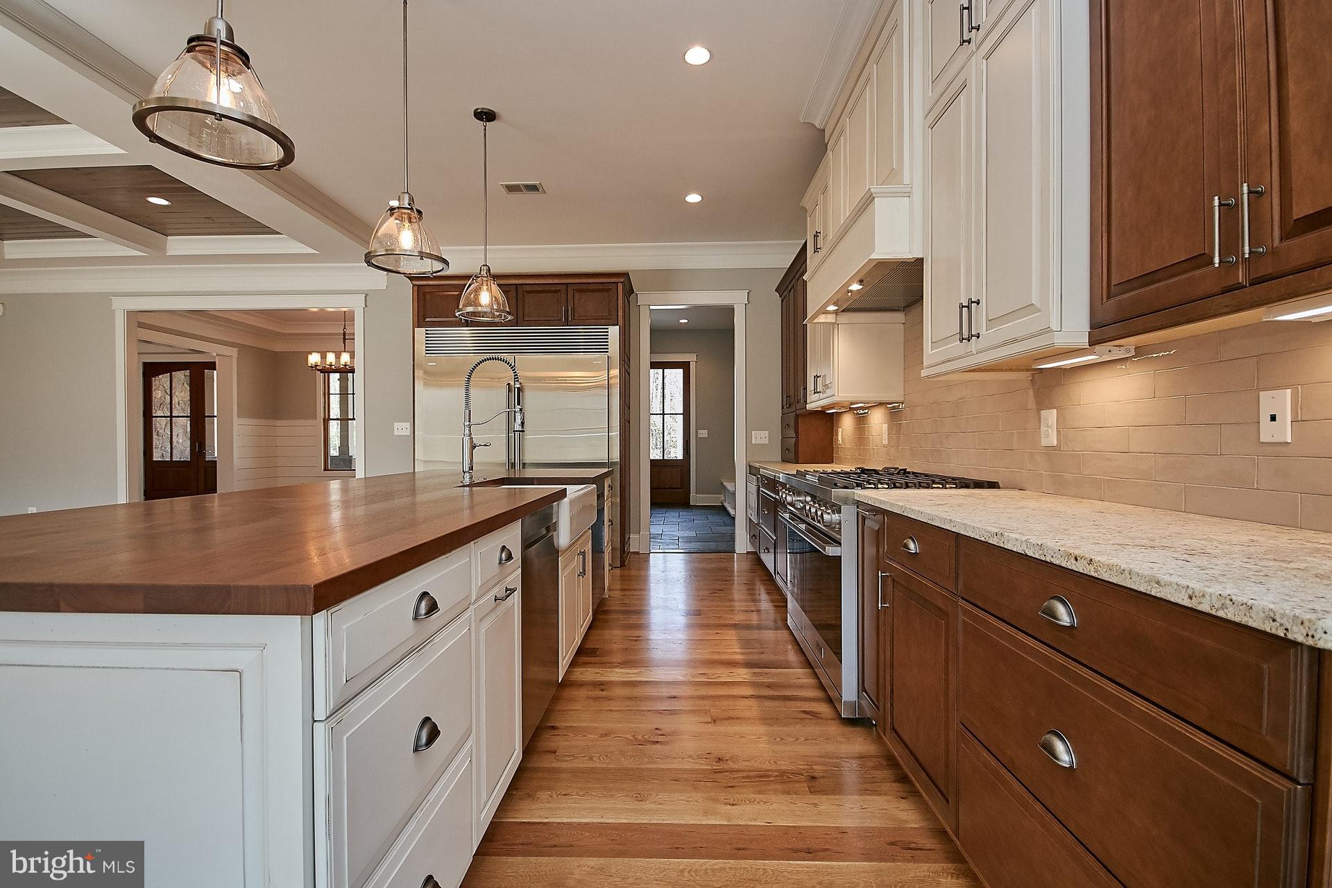 2109 Whippoorwill Road Vienna, VA 22181 - Photo 10 of 30 Kitchen
