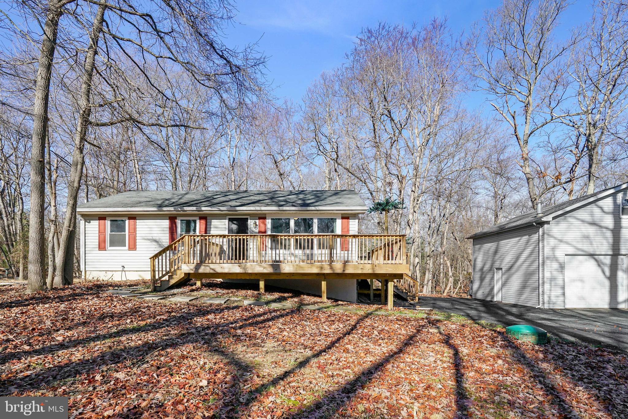 963 Shady Beach Road Elkton, MD 21921 - Photo 2 of 25 Large private lot