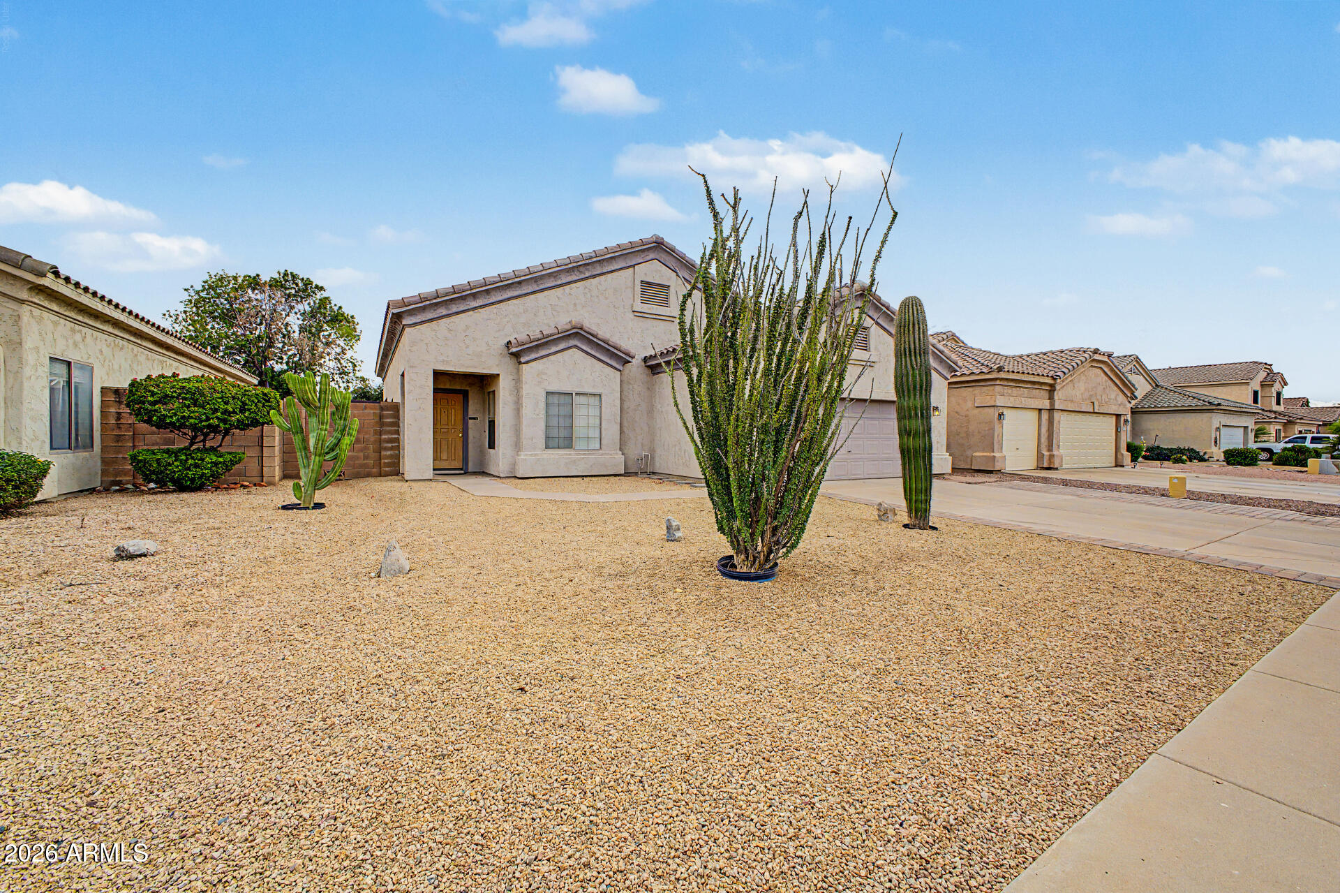 741 East Ranch Road Gilbert, AZ 85296 - Photo 5 of 39