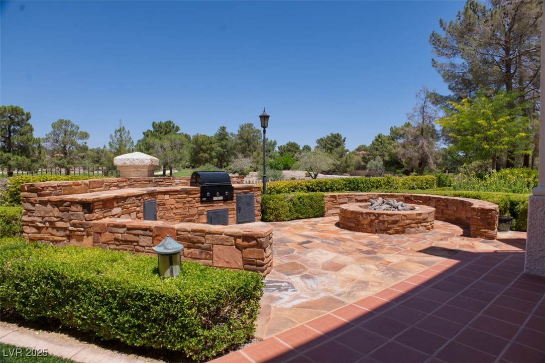66 Innisbrook Avenue Las Vegas, NV 89113 - Photo 33 of 72