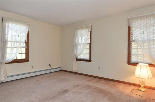 9 Ordway Road Hudson, MA 01749 - Photo 11 of 17 Gallery Image 11