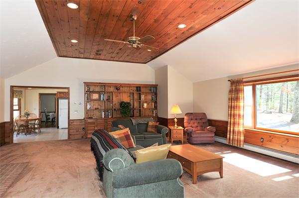 9 Ordway Road Hudson, MA 01749 - Photo 3 of 17 Gallery Image 3