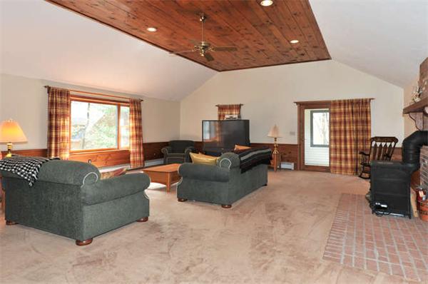 9 Ordway Road Hudson, MA 01749 - Photo 4 of 17 Gallery Image 4