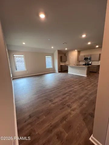 $2,200 | 111 Still Lk Drive, Duson, LA 70529