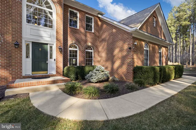 $825,000 | 10041 Tarrington Way, Spotsylvania, VA 22551
