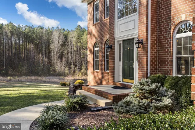 $825,000 | 10041 Tarrington Way, Spotsylvania, VA 22551