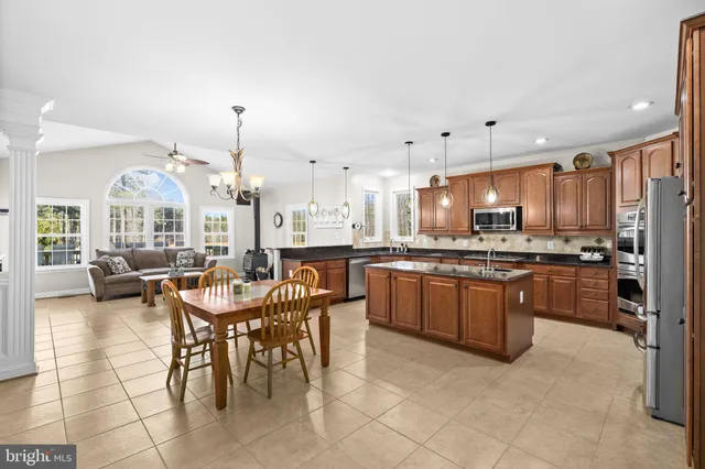 $825,000 | 10041 Tarrington Way, Spotsylvania, VA 22551